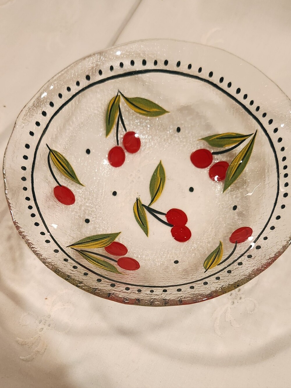 Arcoroc Dinner Plates France Clear Glass Cherry Fruit Berry Textured Back 10.5"